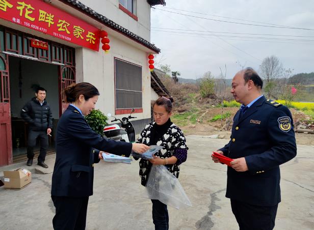 宜昌市生態(tài)環(huán)境局普法“三進”助力長江大保護典范城市建設